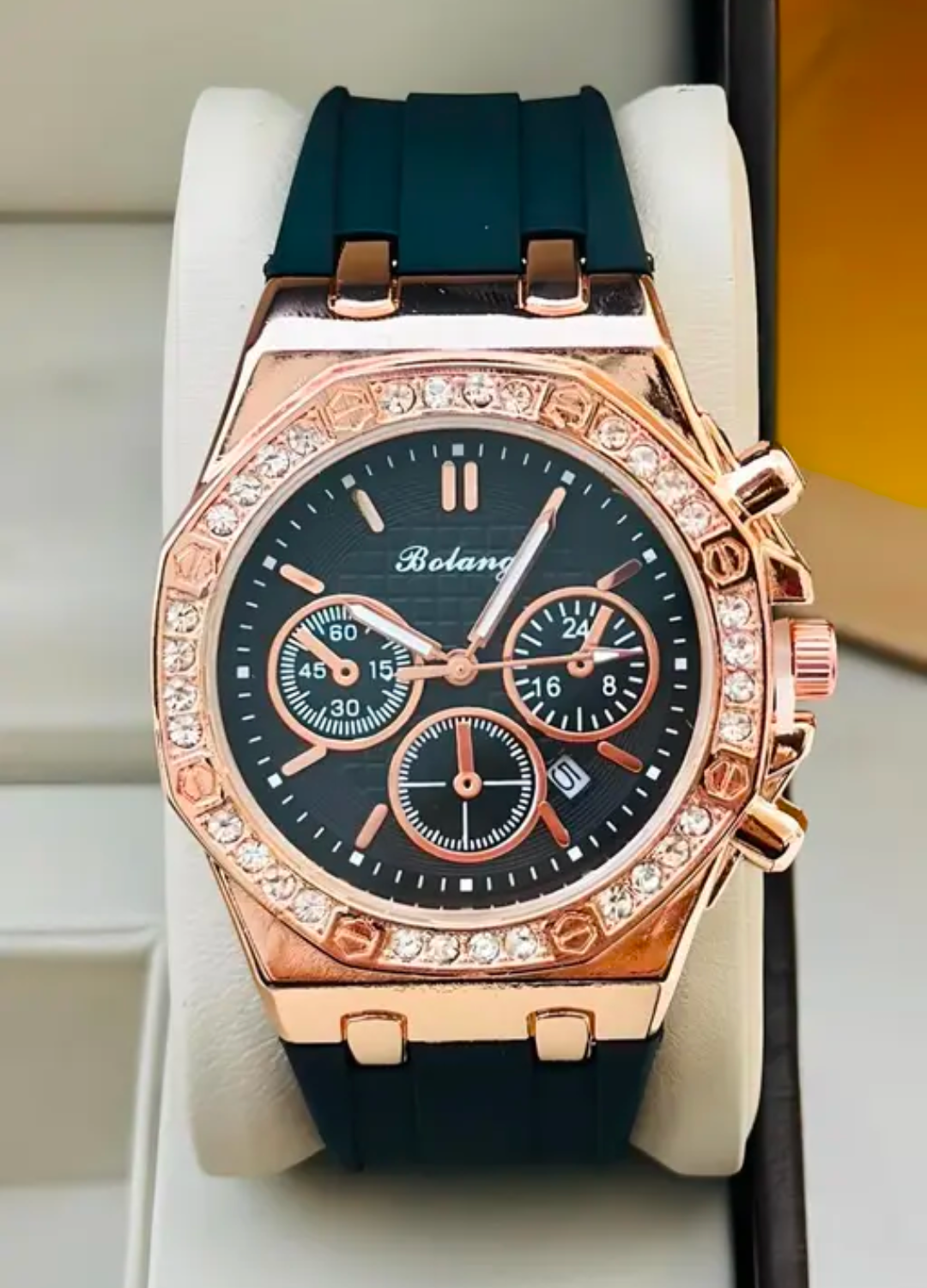 Classy Boys’ Wrist Watch – Modern Analog Design