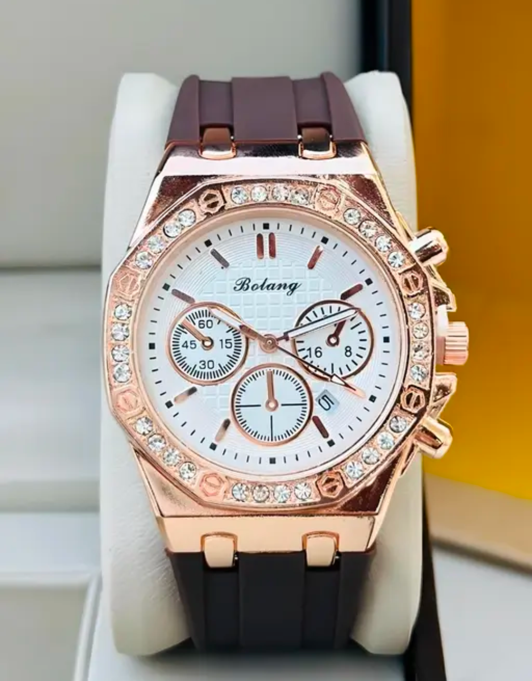 Classy Boys’ Wrist Watch – Modern Analog Design